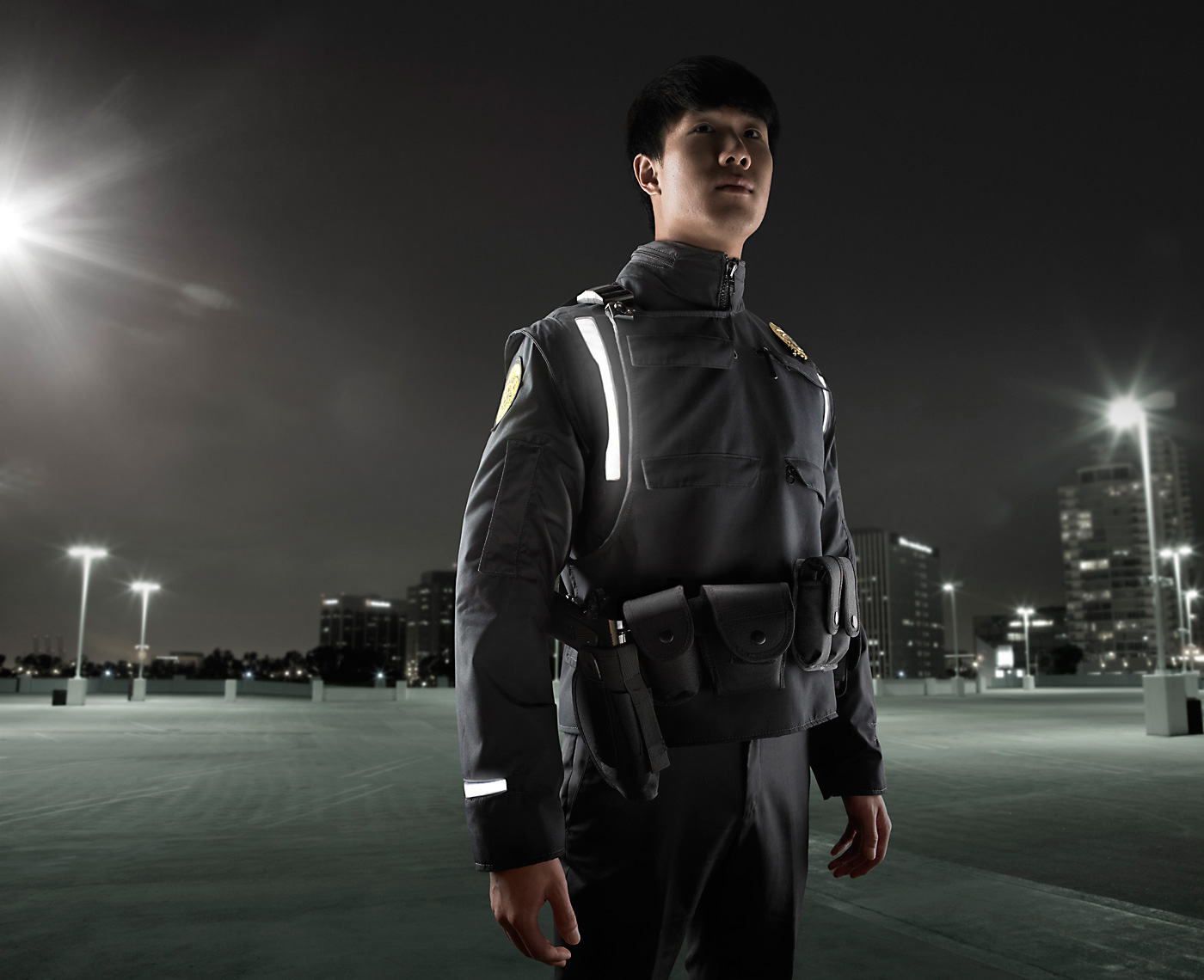 6-Tay_police_jacket